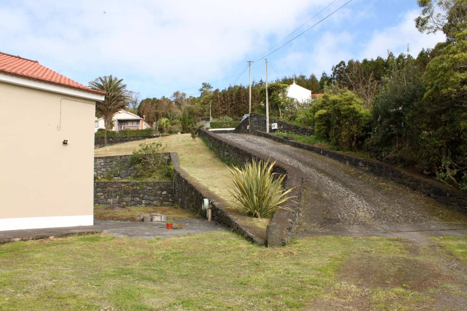 Large modern house view Faial