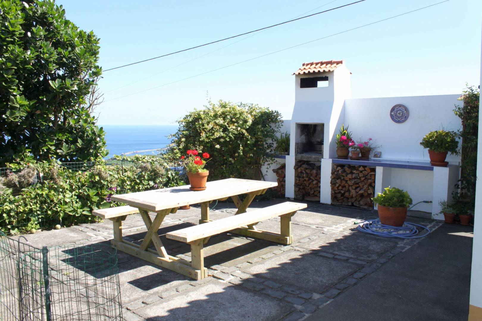 Guesthouse view garden Faial