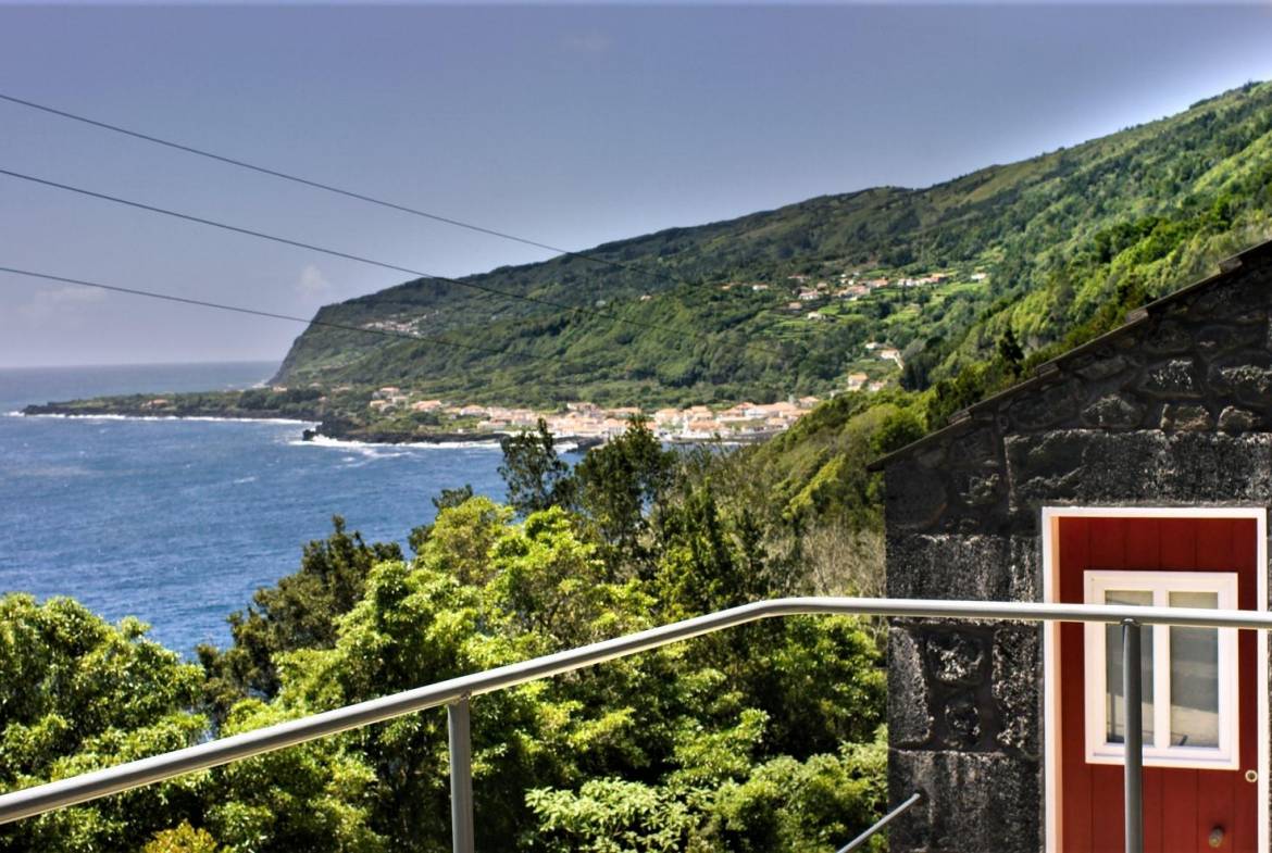 tourism sea view Pico