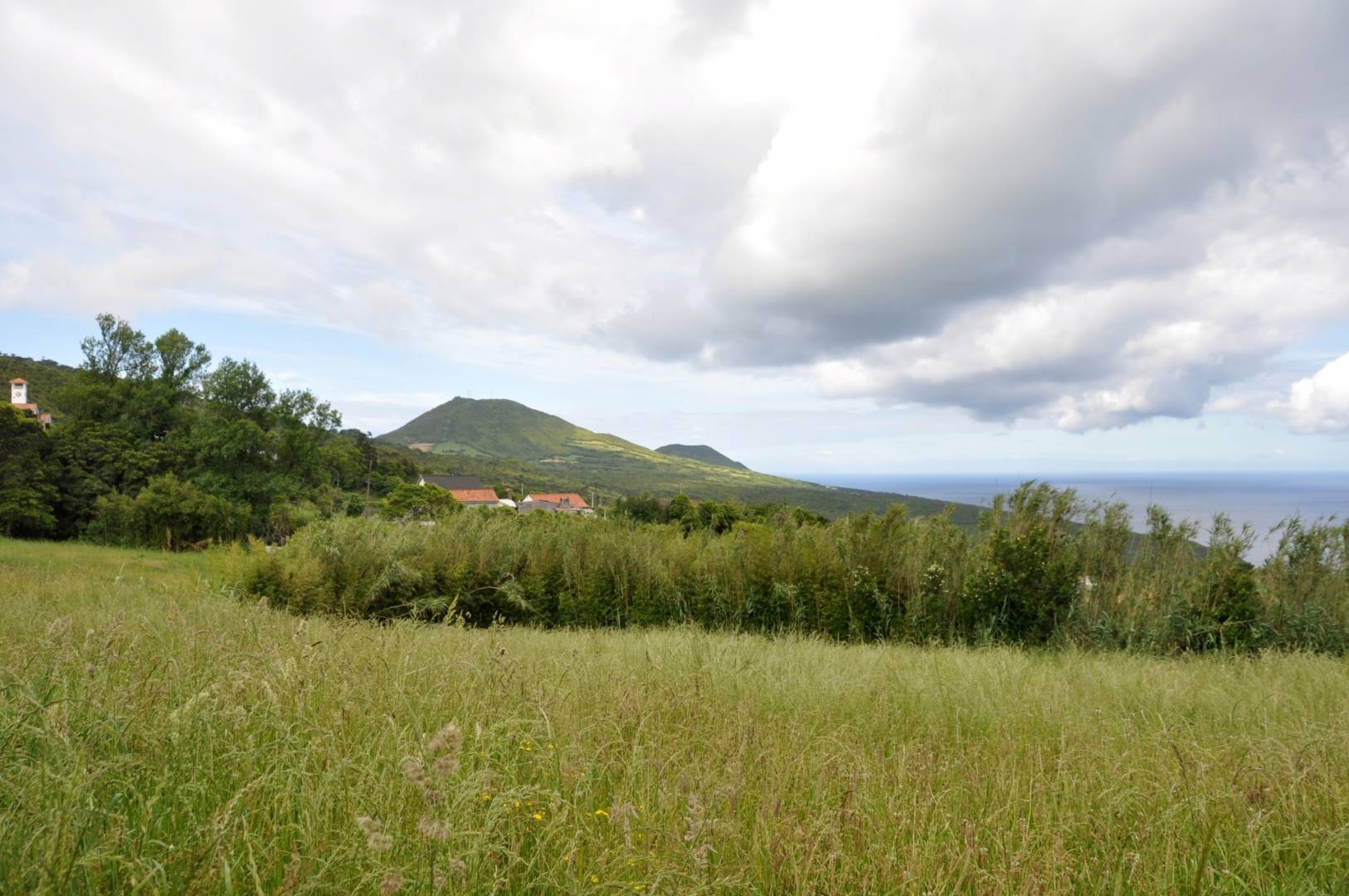 plot ruin view faial