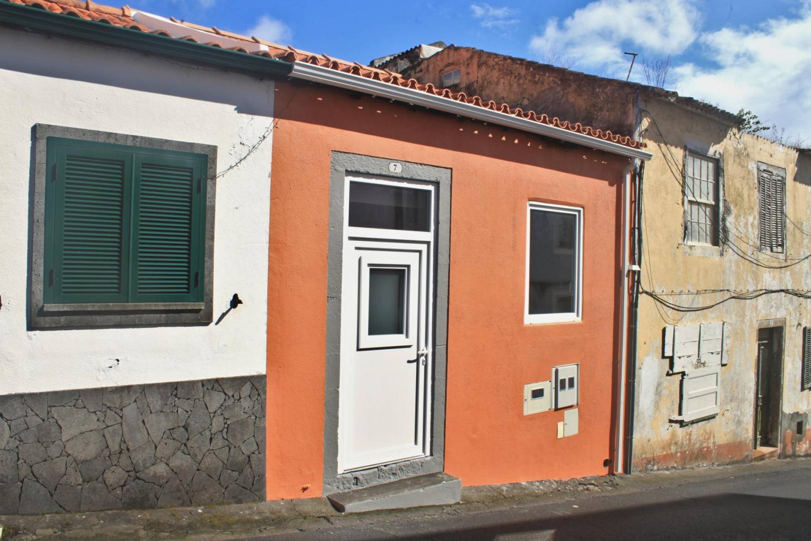 renovated house horta city