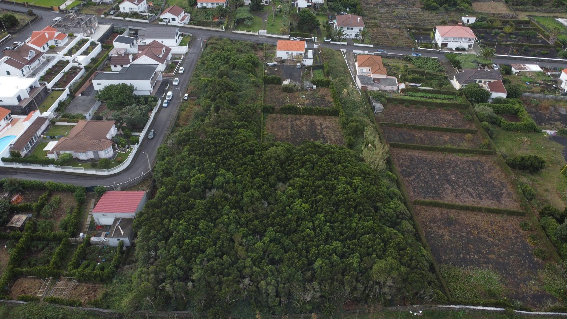 building plot madalena island